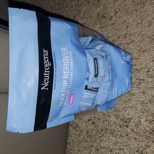 Neutrogena Makeup Remover